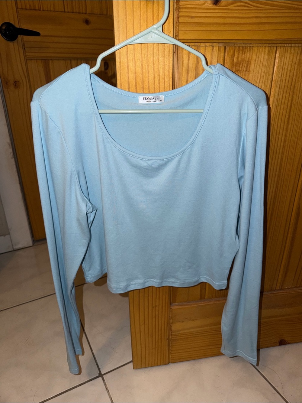 Amazon Essentials Light Blue Long Sleeve Scoop Neck Crop Top